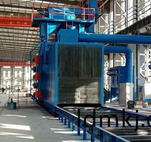 清理大型(xing)鋼結(jie)構件(jian)、銲接件抛丸設備(bei)使用現(xian)場(chang)