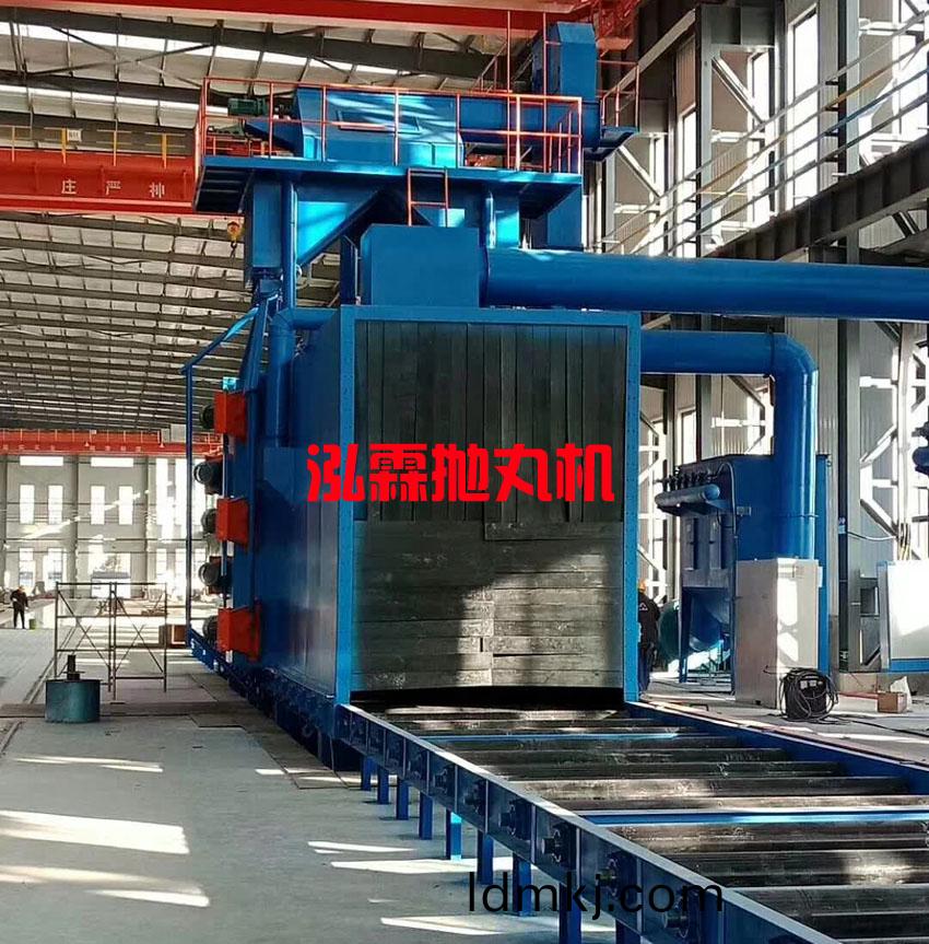 H型(xing)鋼(gang)結構抛(pao)丸(wan)機使(shi)用(yong)現(xian)場