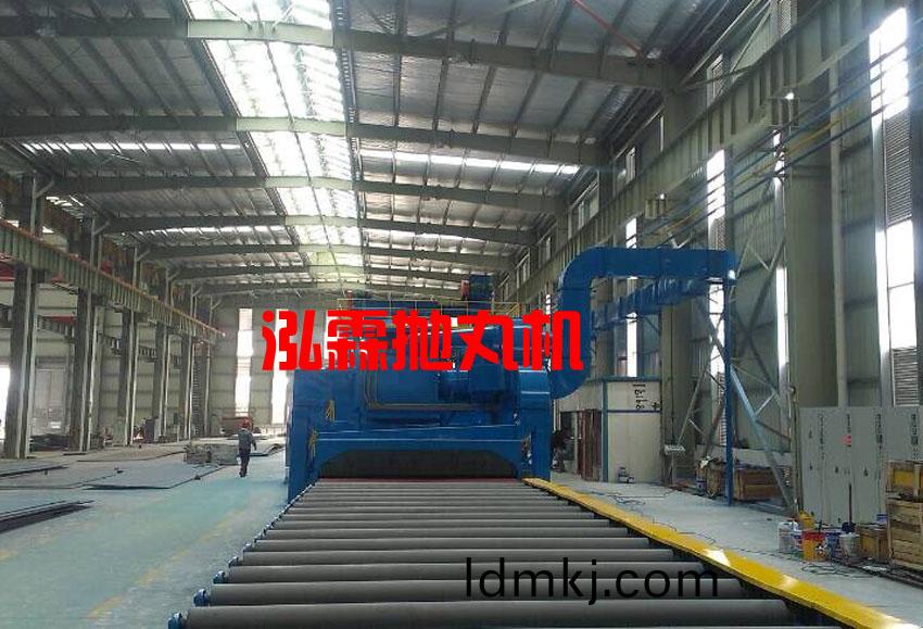 鋼(gang)闆(ban)預處理生産線(xian)抛(pao)丸機(ji)