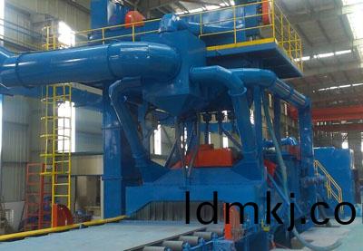 鋼(gang)闆(ban)抛(pao)丸(wan)機，型(xing)材除鏽(xiu)設備