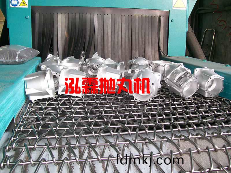 網(wang)帶式抛(pao)丸(wan)清(qing)理(li)機