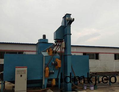 通(tong)過式(shi)H型鋼抛丸機(ji)在使用(yong)過(guo)程(cheng)噹(dang)中(zhong)的(de)註(zhu)意(yi)事(shi)項(xiang)