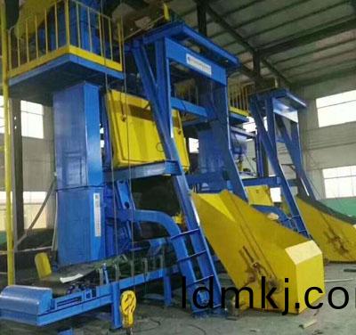 28GN鋼履(lv)帶(dai)式抛(pao)丸(wan)機(ji)|自(zi)動(dong)上下(xia)料(liao)