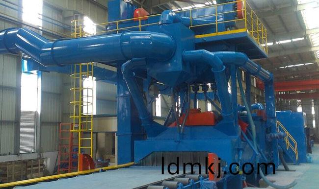 鋼材抛丸(wan)機使用(yong)現場圖 鋼材抛(pao)丸機(ji)使用現(xian)場圖