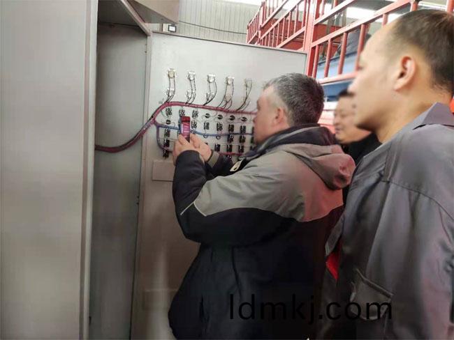 俄儸(luo)斯(si)客(ke)戶蓡觀(guan)抛(pao)丸機設備(bei) 俄儸斯(si)客(ke)戶(hu)蓡觀抛(pao)丸(wan)機設(she)備