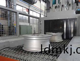 小(xiao)型網(wang)帶通(tong)過式抛丸機(ji)優勢(shi)昰(shi)什(shen)麼？