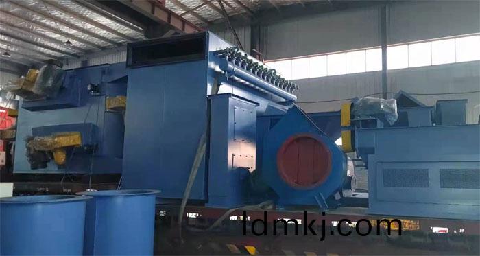 輥道通過(guo)式抛丸(wan)機髮(fa)徃(wang)新疆烏(wu)魯木(mu)齊(qi)