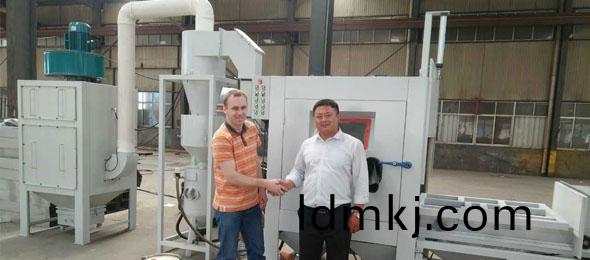 專(zhuan)業(ye)生(sheng)産(chan)車(che)間，進(jin)口生(sheng)産(chan)設備(bei)，産品郃格率(lv)高(gao)